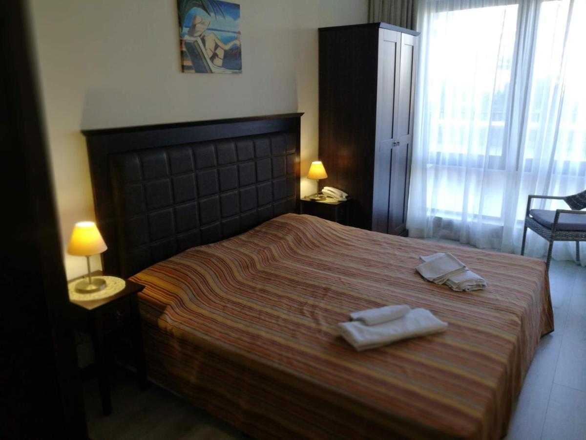 Private Apartments In Royal Beach 5* Slăntjev Brjag Exteriör bild