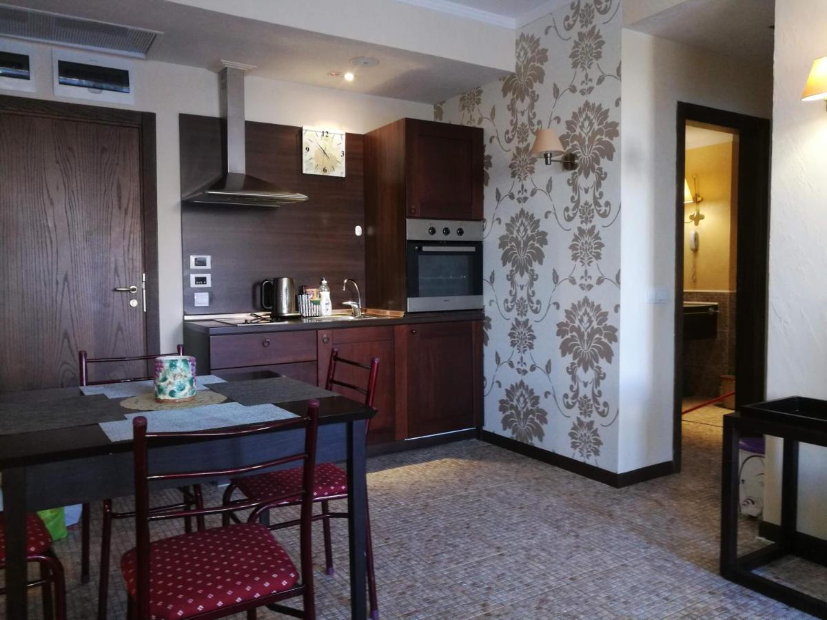 Private Apartments In Royal Beach 5* Slăntjev Brjag Exteriör bild