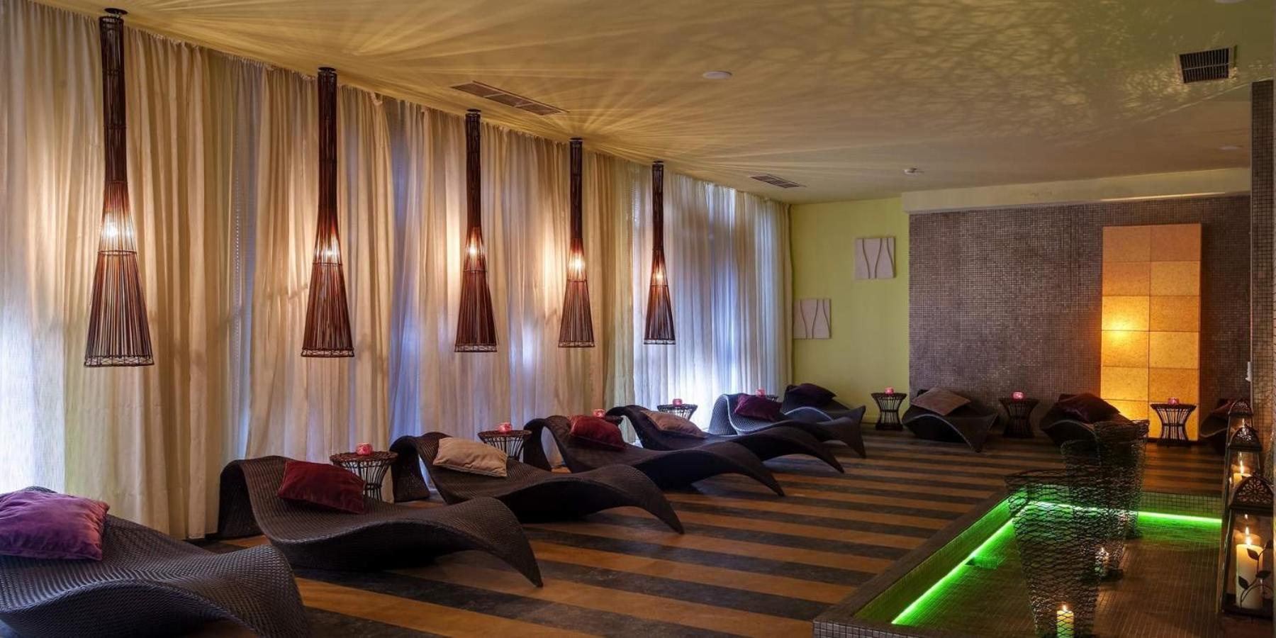 Private Apartments In Royal Beach 5* Slăntjev Brjag Exteriör bild